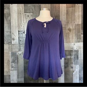 A Glow Maternity purple top large 3/4 sleeves pregnancy neutral classic gorpcore
